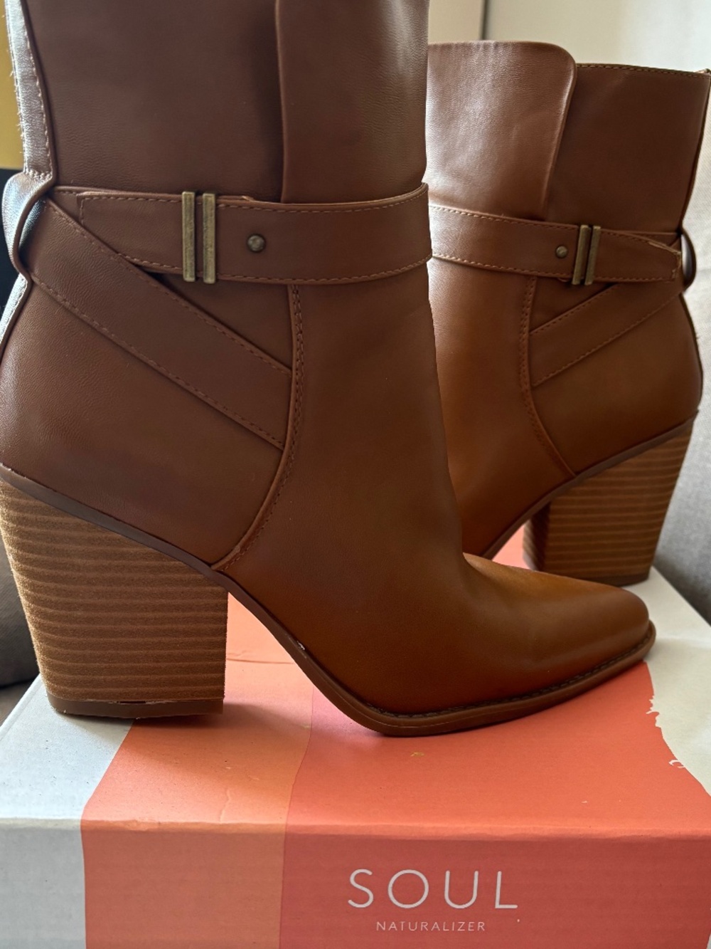 Gingersnap Naturalizer Short Boot 7.5 NEVER WORN brand new in box